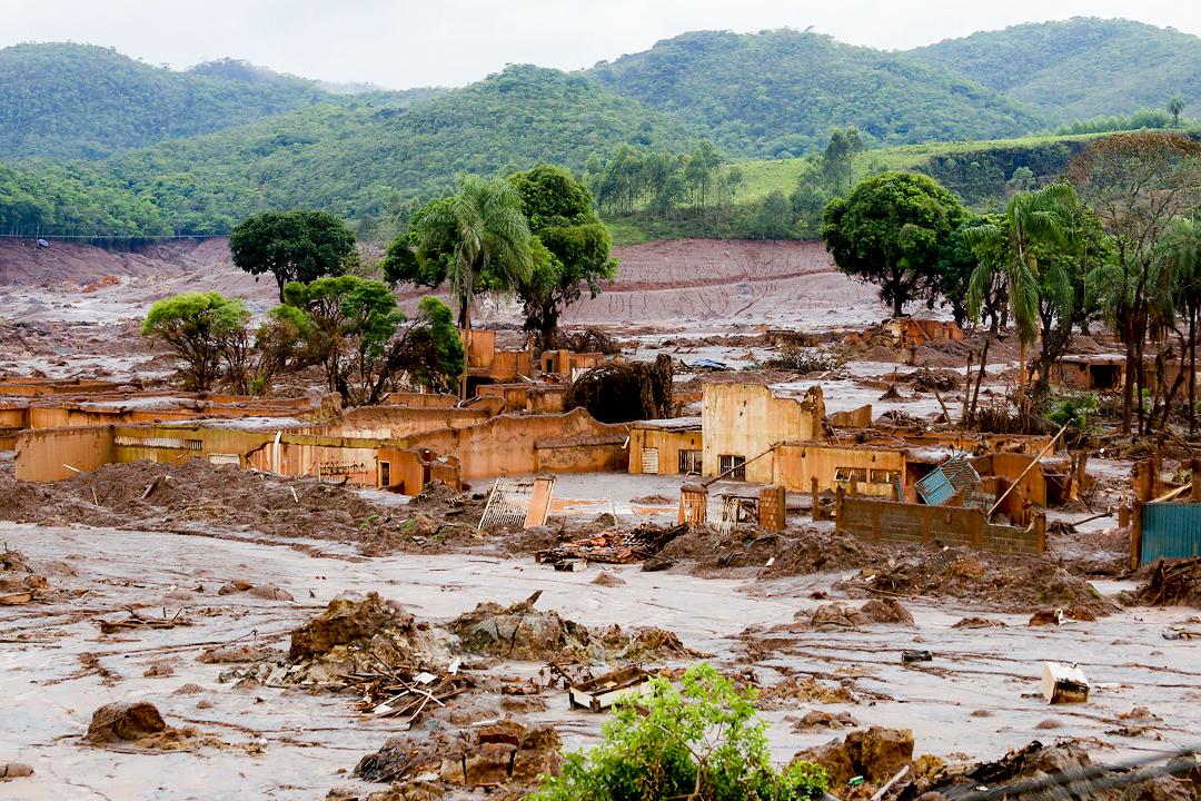 Ambientalistas e especialistas temem que a aprovação do PL do Licenciamento abra caminha para mais desastres como o de Mariana (MG), em 2015 | Rogério Alves / TV Senado