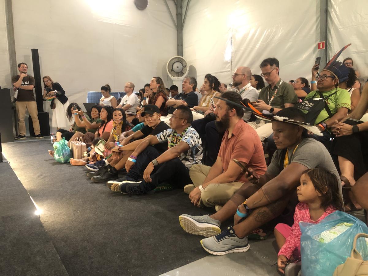 Mesa Clima, Comida e Saberes na AgriZone, espaço da Embrapa na COP30, teve ampla participação dos povos