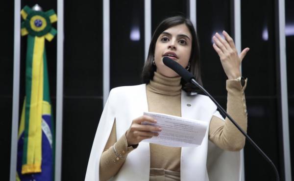 Deputada Tábata Amaral, autora do PL sobre adaptação climática | Mário Agra / Câmara dos Deputados