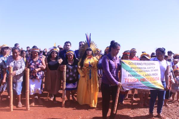 Comitiva do governo federal visita retomadas na TI Panambi-Lagoa Rica, em 6/8 | Mariana Soares / ISA